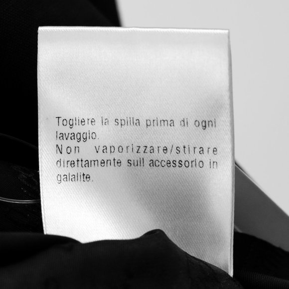 Gucci Slim Black Blazer - Picture 12 of 12